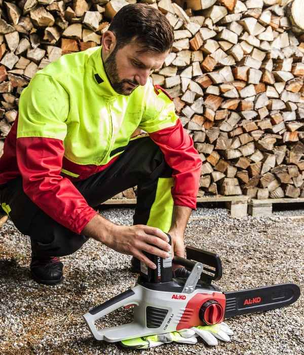 AL-KO Akku-Kettensäge CS 4030, Inkl. Akku 6 AL-KO Akku-Kettensäge CS 4030, Inkl. Akku – Bild 4