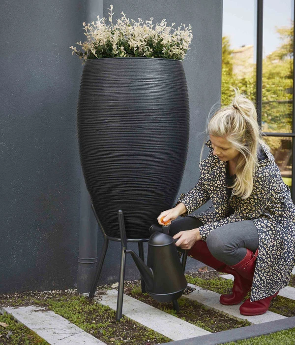 Capi Europe Kunststoff-Regentonne Rib, 130 L 4 Capi Europe Kunststoff-Regentonne Rib, 130 L – Bild 2