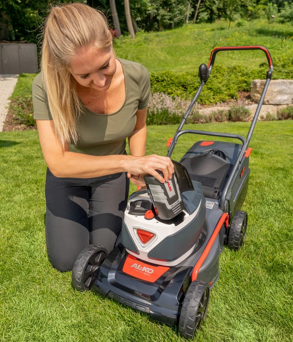 AL-KO Akku-Rasenmäher 42.2 LI Comfort, Inkl. 2 Akkus 9 AL-KO Akku-Rasenmäher 42.2 LI Comfort, Inkl. 2 Akkus – Bild 7